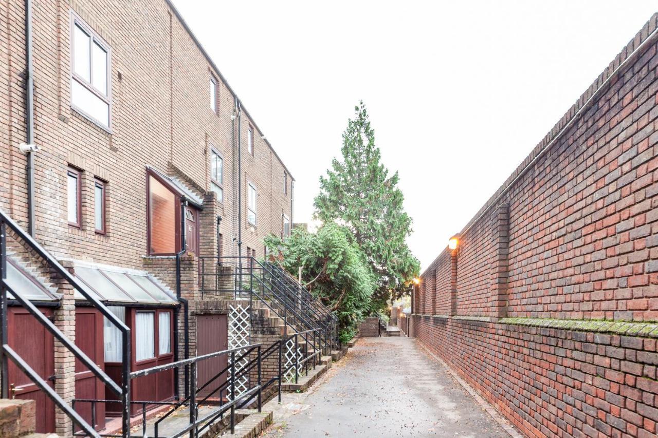 White City Apartment Londra Exterior foto