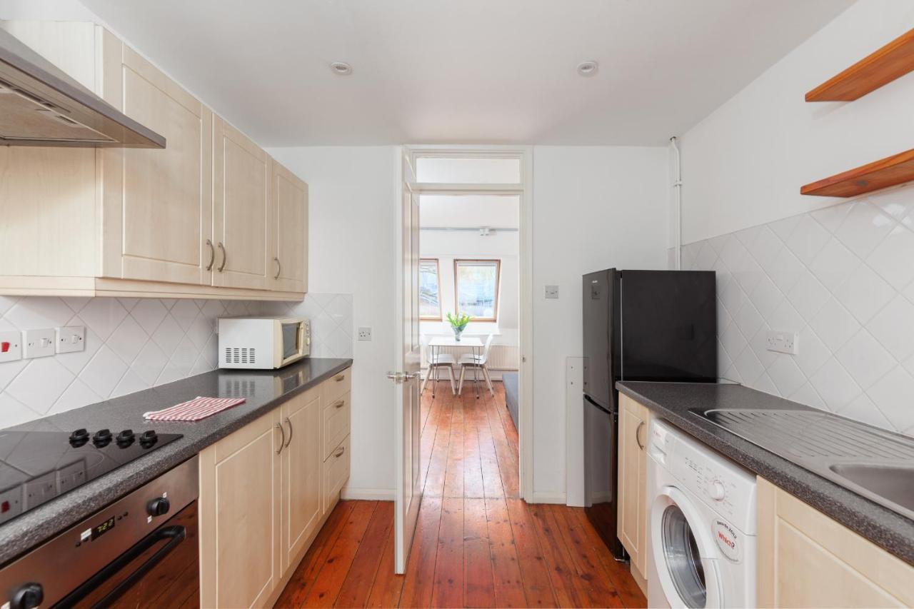 White City Apartment Londra Exterior foto
